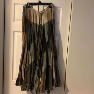 Grace element flowing skirt